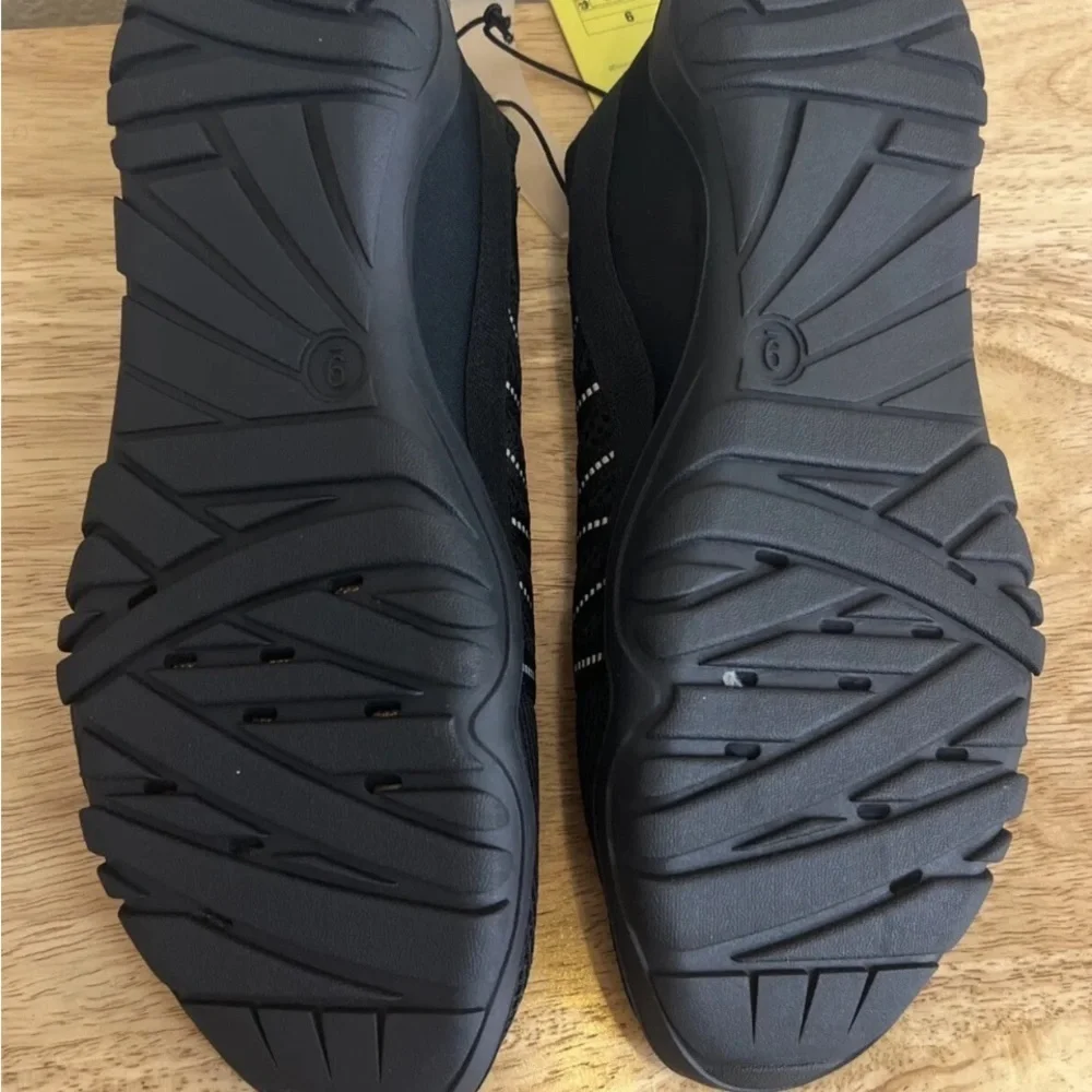 All in Motion Black Boat Men Shoes with Elastic Lacing